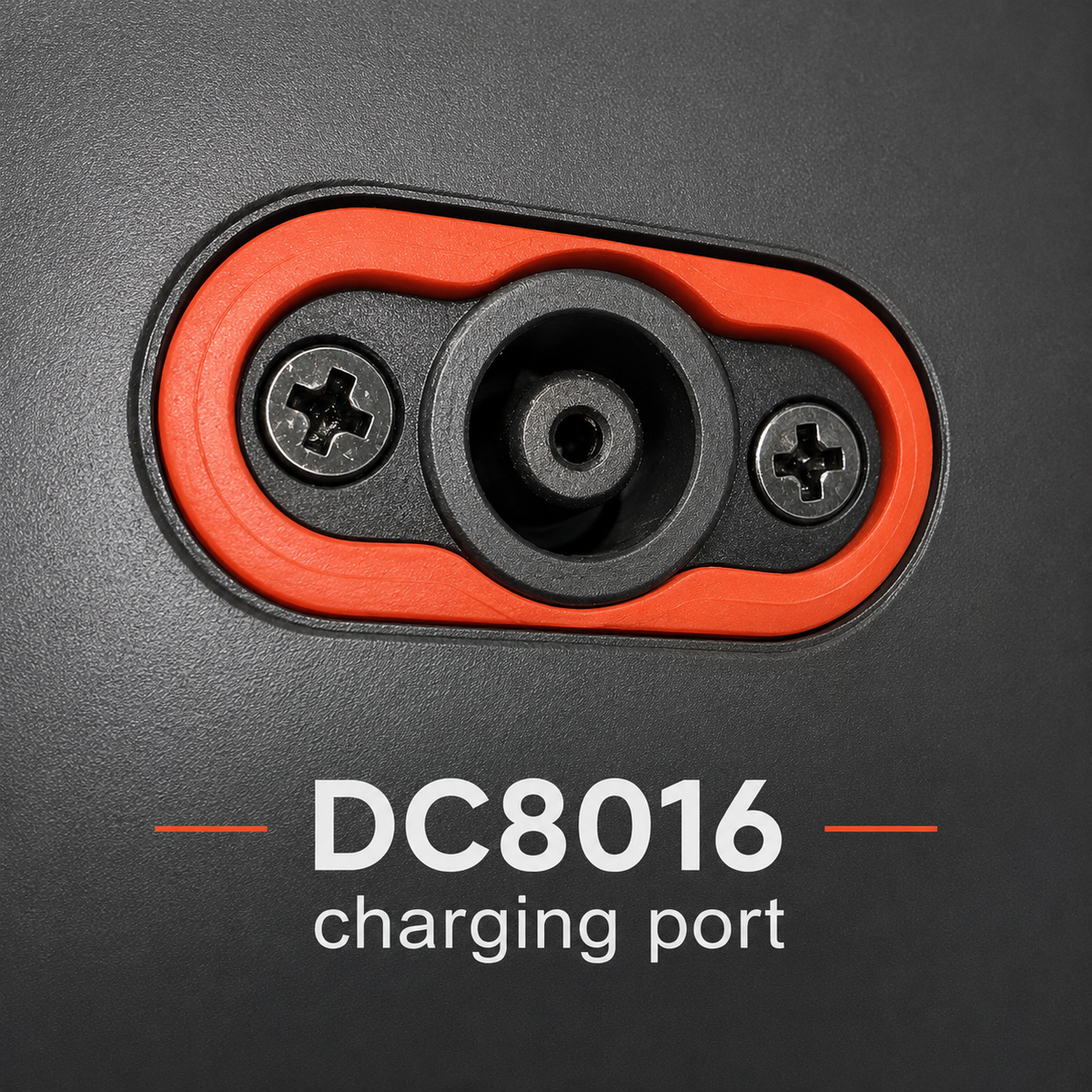 DC8016 charging port